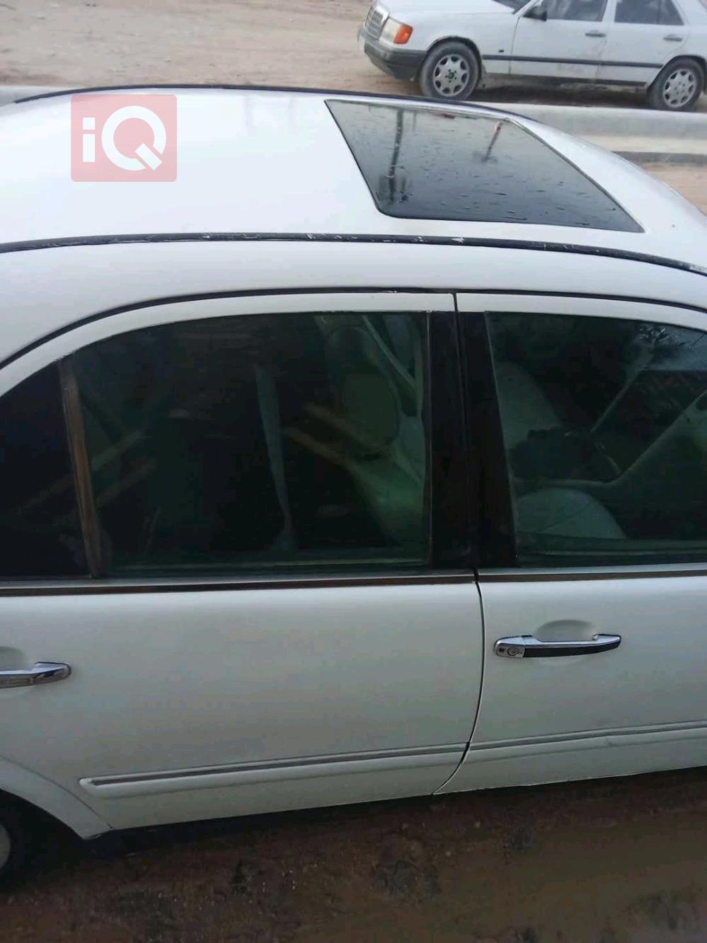 مرسيدس بنز E-Class